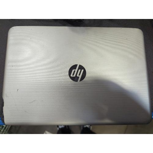 HP Notebook - 14-an012nr With Charger
