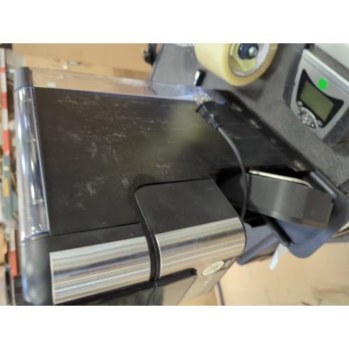 Bella PRO - Perfect Grind Programmable Single-Serve Coffee Maker with Integrated Burr Grinder - Stainless Steel