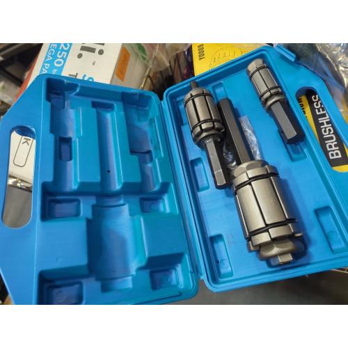 3 PCS Exhaust Pipe Expander Set, 1-1/8 to 3-1/2 Tail Pipe Expander Tool Set, Muffler Pipe Expander Set Compatible with Most Vehicles and Trucks, Automotive Tool Kit for Tail Pipe Tube