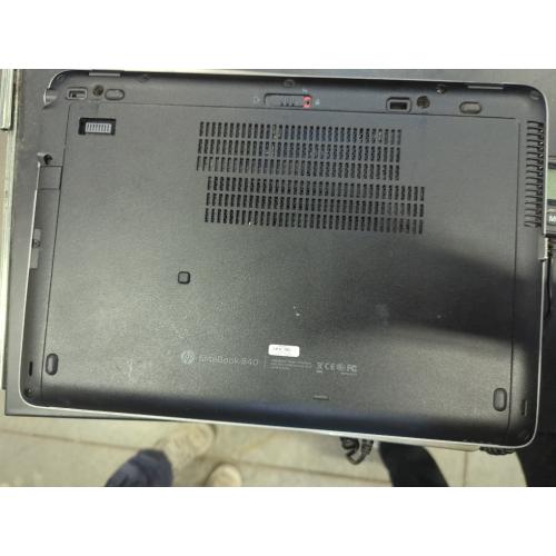 HP ELITEBOOK 840 WITH CHARGER
