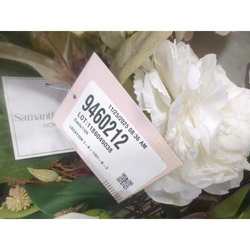 Samantha Pynn Home Decorative Flower Wreath Hanging Pendant for Home and Floral Arrangement for Front Door and Wall Decoration