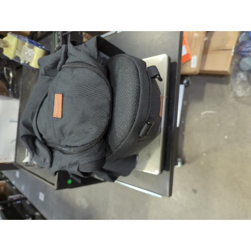 Baby Carrier with Hip Seat, Baby Carrier Newborn to Toddler, 6-in-1 Ways to Carry, All Seasons, Adjustable Baby Holder Carrier for Breastfeeding(Black)