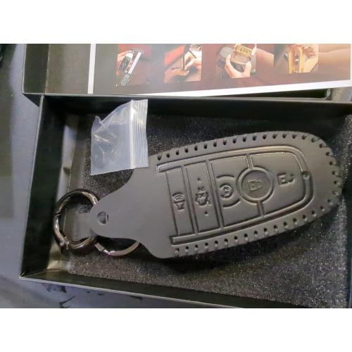 Key Fob Cover Genuine Leather with Keychain Key Ring Case Holder Protector Compatible with Ford F150 Bronco Explorer Mustang Expedition Edge Fusion F250 F350 F450 F550 2022 2021 2020 2019 2018 2017