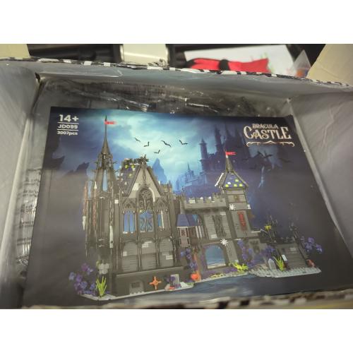 3007Pcs Haunted House Building Set, Halloween Castle Architecture Blocks, 3007Piece Horror Modular Building Kit for Adults & Teens, for Men & Women