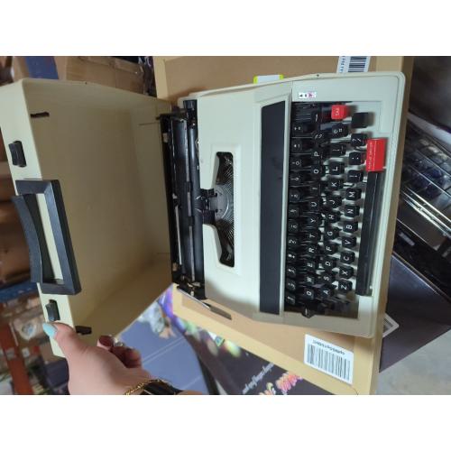 Vintage Mechanical English Typewriter with Original Carrying Case - Smooth Keys for Easy Typing - Manual Typewriter Ideal for Writers, Collectors, and Office Use