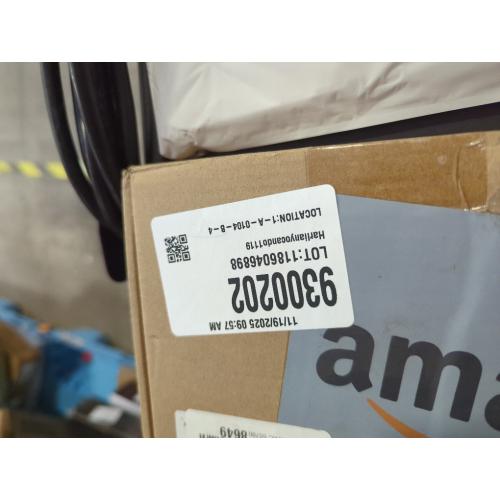 Yexiya 24 Pack End of the Year Gifts Watercolor Paint with 24 Colorful Cards Graduation Gifts Present Bulk for Birthday Gift Exchange Graduation Party Favors