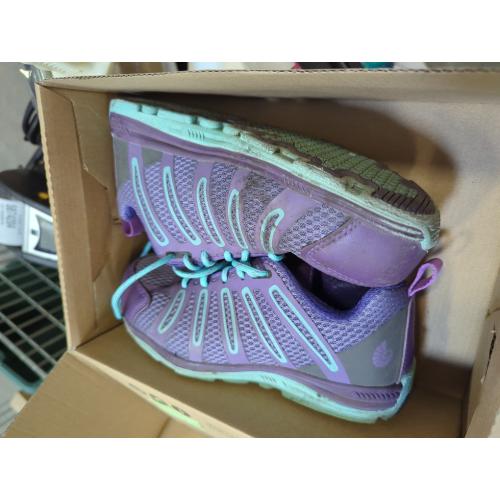 Size 6.5  Nautilus Safety Footwear Women's 1792 Work Shoe