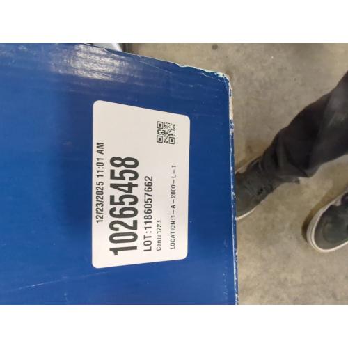 Insignia  - Bagless Upright Vacuum - Black