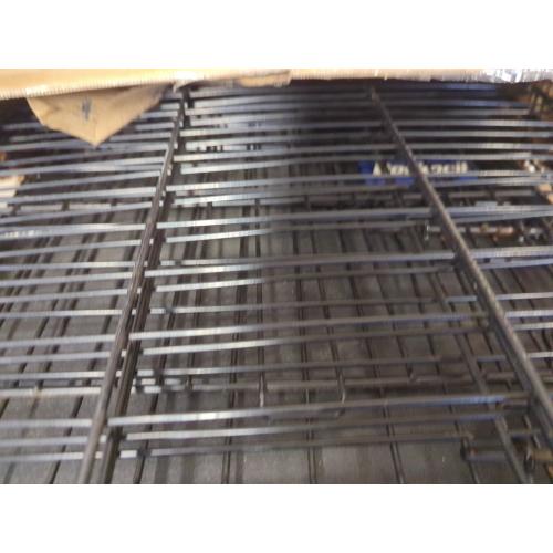 Amazon Basics Durable,Foldable Metal Wire Dog Crate with Tray, Double Door, 30 x 19 x 21 in, Black