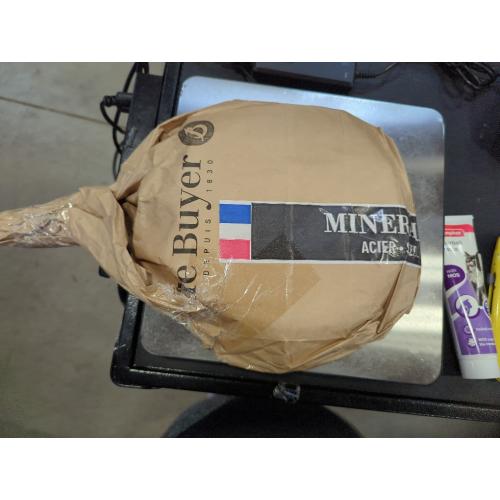 De Buyer MINERAL B Carbon Steel Fry Pan - 10.25” Diameter, 7.3” Cooking Surface - Ideal for Searing, Sauteing & Reheating - PFAS, PFOA & PFOS Free - Made in France