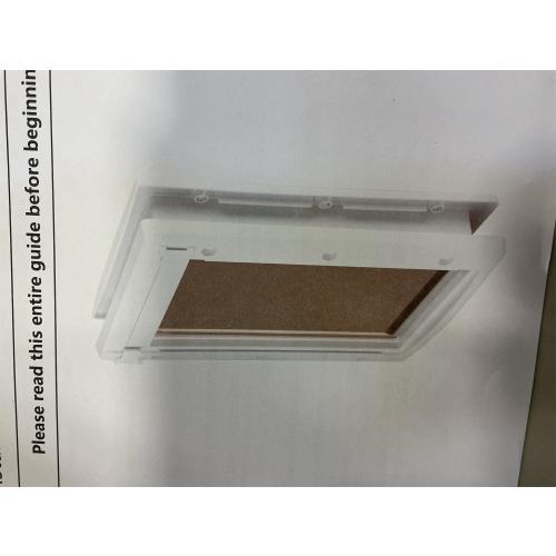 PetSafe Extreme Weather Plastic Pet Door, Medium