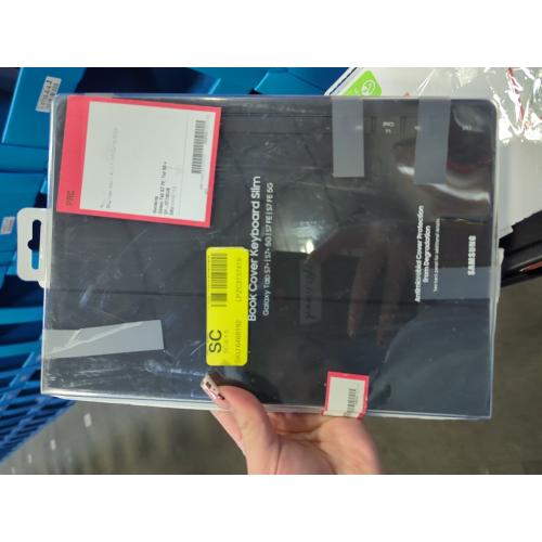 SAMSUNG Galaxy Tab S7  Keyboard, Black