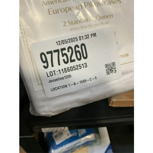 Everhome PimaCott Embroidered 800-Thread-Count Standard Pillowcases in Green (Set of 2)