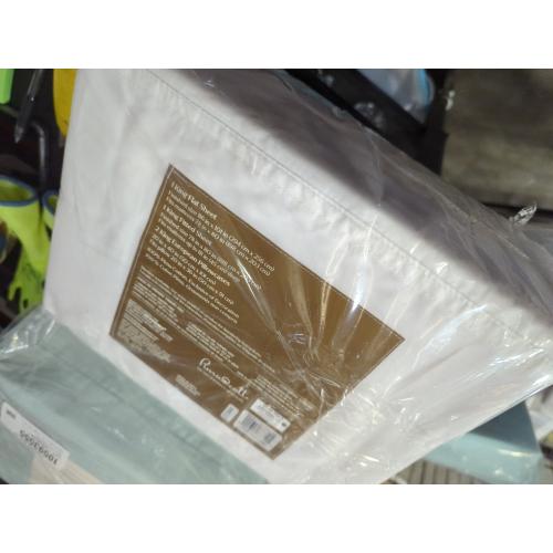 Everhome PimaCott Sateen Embroidered 800-Thread-Count King Sheet Set in White/Sky