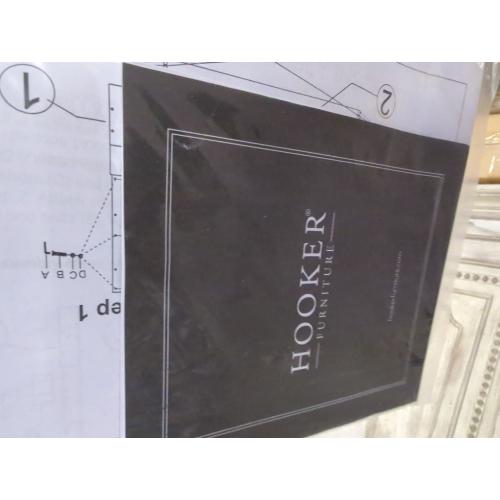 Leonardo King Mansion Headboard