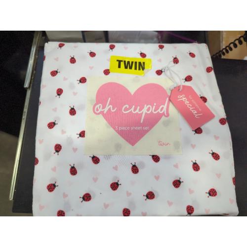 Oh Cupid Twin 3pc Sheet Set Ladybug Pattern