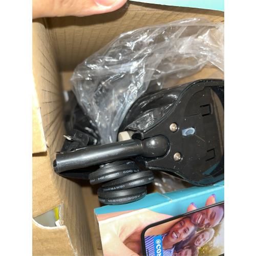 Conair Handheld Garment Steamer for Clothes, Turbo ExtremeSteam 1875W Fabric Steamer, Portable Handheld Design, Strong Penetrating Steam, Amazon Exclusive, Black