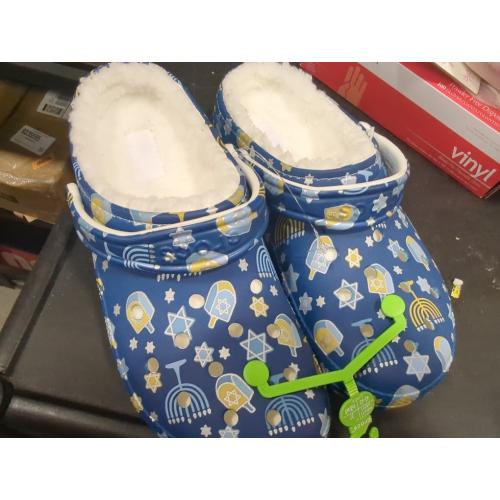 Size W 11 Size M 9 Color Blue Crocs Unisex Adult Classic Lined Holiday Charm Clogs