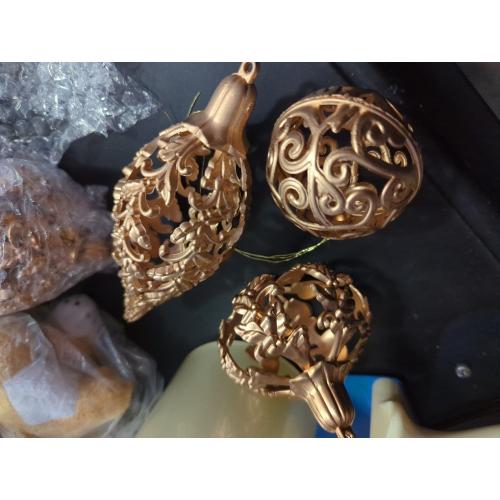 Shappy 6 Pcs Christmas Gold Ball Ornaments 2/3/5 Inch Diamond Pendant Christmas Tree Ornaments Gold Decorations for Home Xmas Holiday Party Wedding Wreath Gift