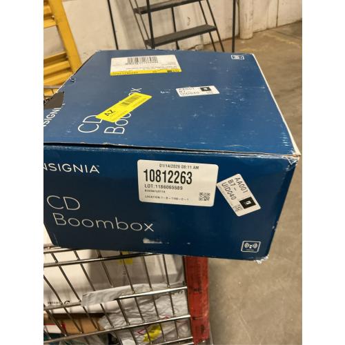 Insignia - CD Boombox with AM/FM Tuner - Black