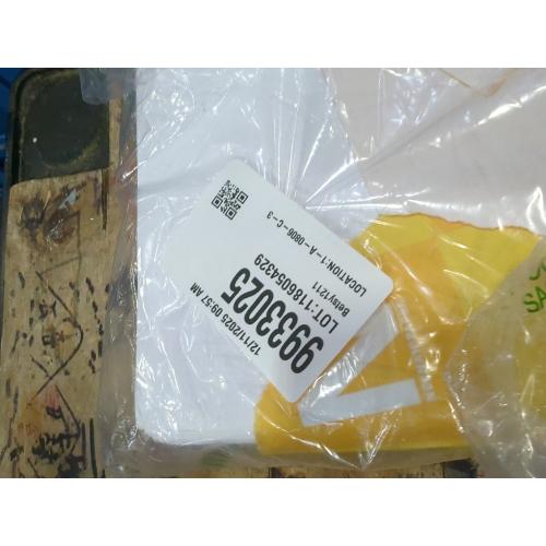 Neenah Cardstock, 8.5 x 11, 90 lb/163 gsm, White, 94 Brightness, 300 Sheets (91437) Single