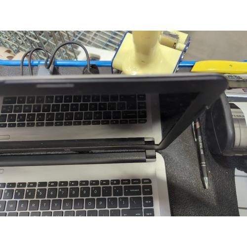 HP Notebook - 14-an012nr With Charger