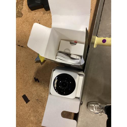 Wyze Cam V4 Plug-in Indoor and Outdoor Smart-Enabled Security Camera