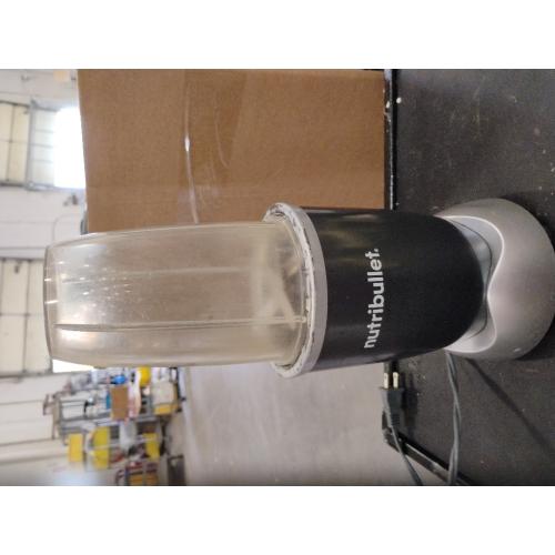 nutribullet Personal Blender, Shakes, Smoothies, Food Prep, and Frozen Blending, 24 Ounces, 600 Watt, Gray, NBR-0601WM