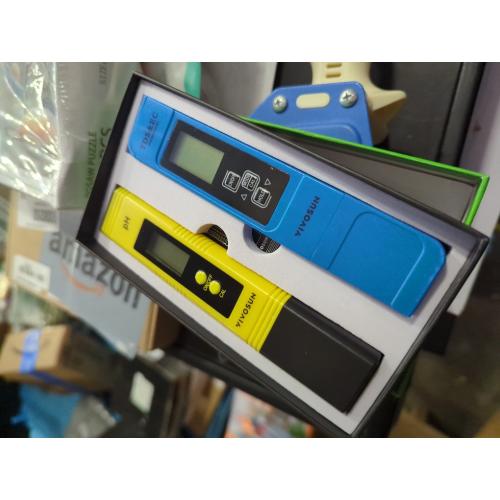 VIVOSUN Digital pH and TDS Meter Kits, 0.01pH High Accuracy Pen Type pH Meter ± 2% Readout Accuracy 3-in-1 TDS EC Temperature Meter for Hydroponics, Pool and Aquarium, Yellow Blue, UL Certified