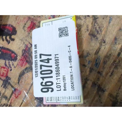 Clinique Even Better Makeup Liquid Foundation SPF 15 With Vitamin C For Dry   Oily Combination Skin Types | Medium Coverage   Natural Finish | Evens Skin Tone   Reduces Dark Spots