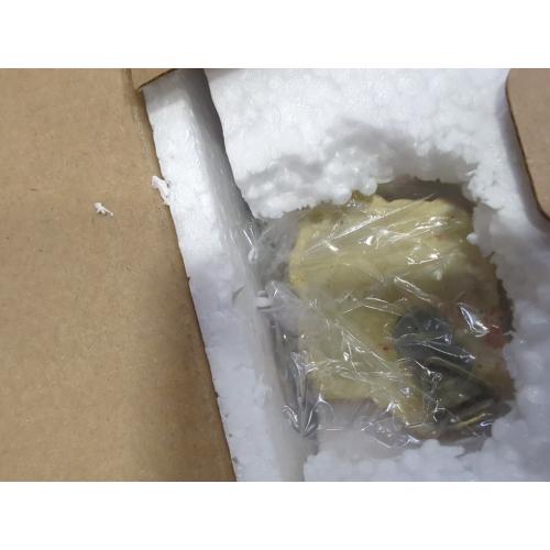 Outdoor Garden Gnome Climbing Rope Statue,Garden Gnomes Statue, Resin Garden Tree Hugger Outdoor Decor Accessories, Miniature Figurines Micro Garden Gnome Landscape Figurine for Lawn Balcony Patio