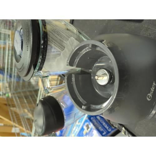 Oster Easy-to-Clean Blender with Dishwasher-Safe Glass Jar with a 20 oz. Blend-n-Go Cup