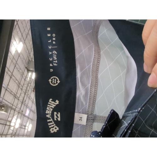 Size 34 Billabong Mens Fluid Pro Boardshort