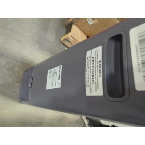 SAMSUNG Jet 75 Complete Cordless Stick Vacuum Cleaner w/ Clean Station, Removable Battery, Lightweight, Powerful Cleaning for Hardwood Floors, Carpets, Area Rugs, VS20T7551P5/AA, Silver