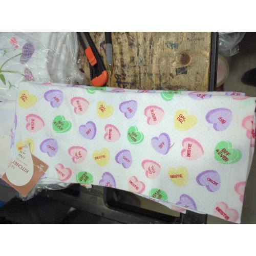 2 pack heart-shaped guest towels for bathroom or kitchen