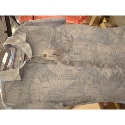 Hawaiian Shirt for Men, Tropical Shirts Casual Summer Button Down Short Sleeve Floral Shirt Vacation Outfits Cruise Shirt. Size small