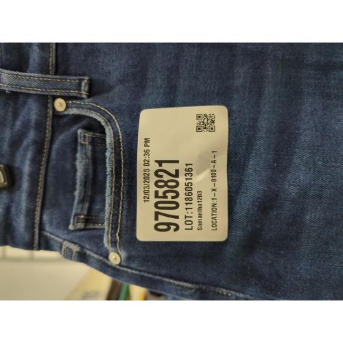 Size 25 PAIGE Women's Hourglass