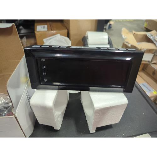 Best Buy Essentials™ - BE-CLOPP3 Digital AM / FM Dual Alarm Clock - Black