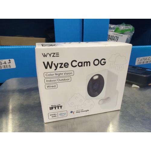 Wyze Cam OG Indoor/Outdoor 1080p Wi-Fi Smart Home Security Camera with Color Night Vision, Built-in Spotlight, Motion Detection, 2-Way Audio, Compatible with Alexa & Google, White, Free Expert Setup