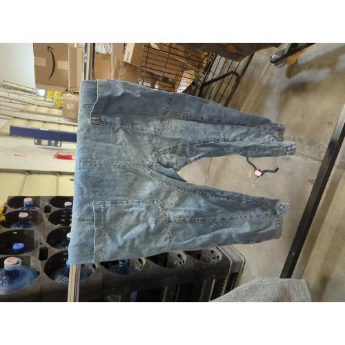 medium WE THE FREE Women's Denim Overall Jumpsuits Sleeveless V Neck Adjustable Straps Jeans Long Pants Rompers.