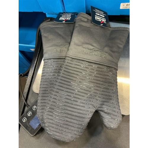 All-Clad Silicone Oven Mitts: Heat Resistant up to 500 Degrees - 100% Cotton & Silicone, 14x7 Oven Mitt for Kitchen and Barbeque, 2-Pack, Pewter