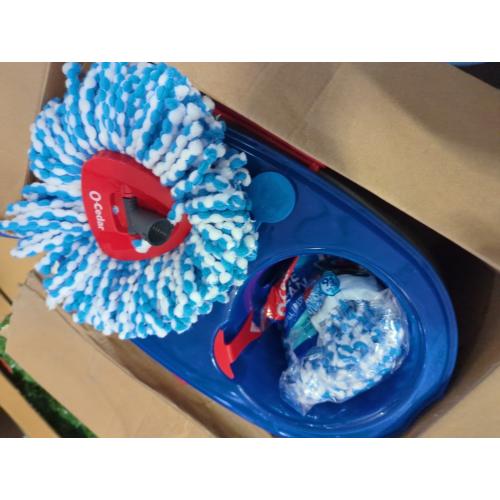 Missing the mop stick. O-Cedar RinseClean Spin Mop & Bucket System   2 Extra Mop Heads| Clean with Clean Water | Removes 99% of Bacteria