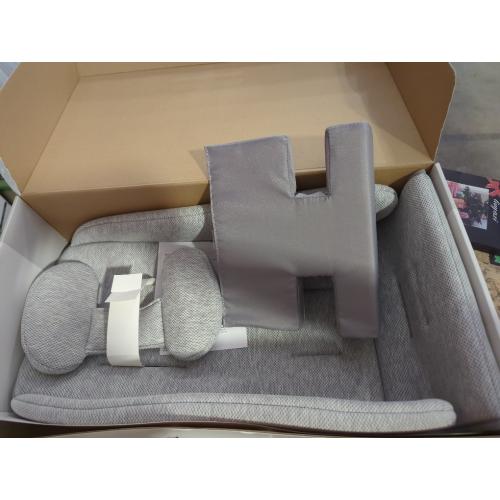 UPPAbaby Infant Snug Seat / Compatible with Vista and Cruz Strollers / 2 in 1 Newborn to Toddler Comfort Insert