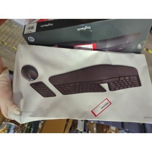 Microsoft Sculpt Ergonomic Desktop Keyboard And Mouse - Wireless - BlueTrack Enabled - 7 Button Mouse - 4-Direction Scroll Wheel - 104-key Design