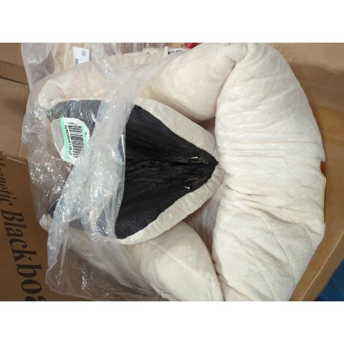 Dog Car Seat for Small Dogs,Ultra-Soft Fabric,2 Storage Pockets & Safety Leash,Adjustable Straps,Easy to Install,Fully Detachable and Washable(Beige)