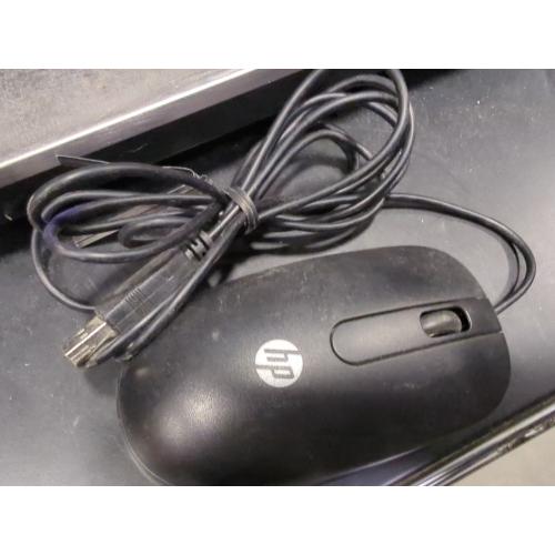 HP EliteOne 800 G2 23 With Power Cable and Mouse