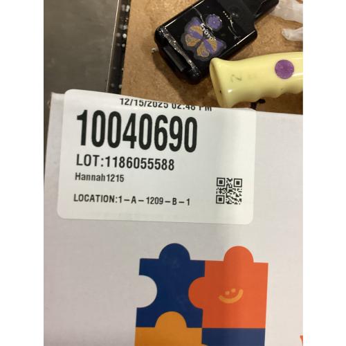 Birdhouse Kit - 15 Unfinished Wood Bird Houses for Children to Paint - Wood Craft Project Kits for Kids - Wooden Arts & Craft for Girls & Boys