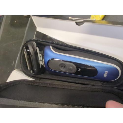 Braun Series 6-6120 Rechargeable Wet & Dry Shaver