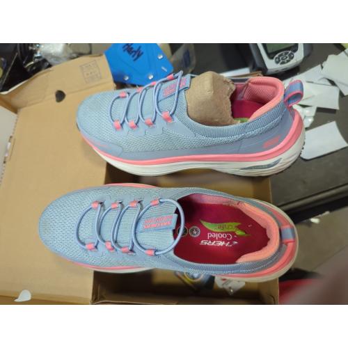 Size 9 Skechers Women's Max Cushioning Arch Fit Sr-Nixx Industrial Shoe
