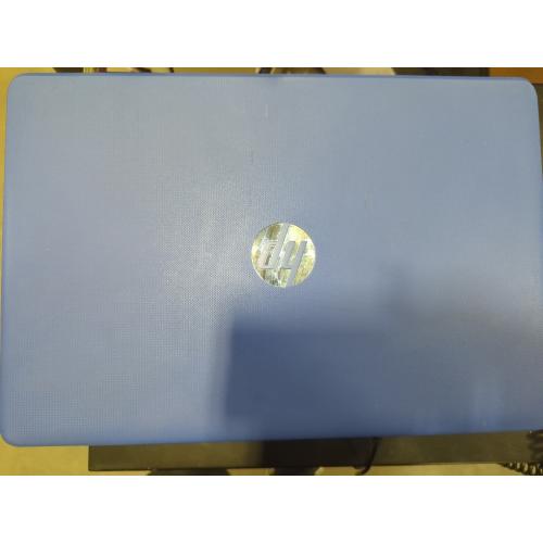 HP Notebook - 15-bw026cy With Charger